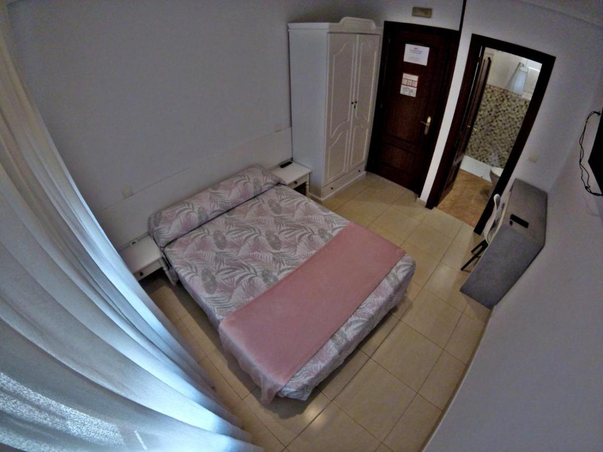 Small Double Room,1008967033:JPEG