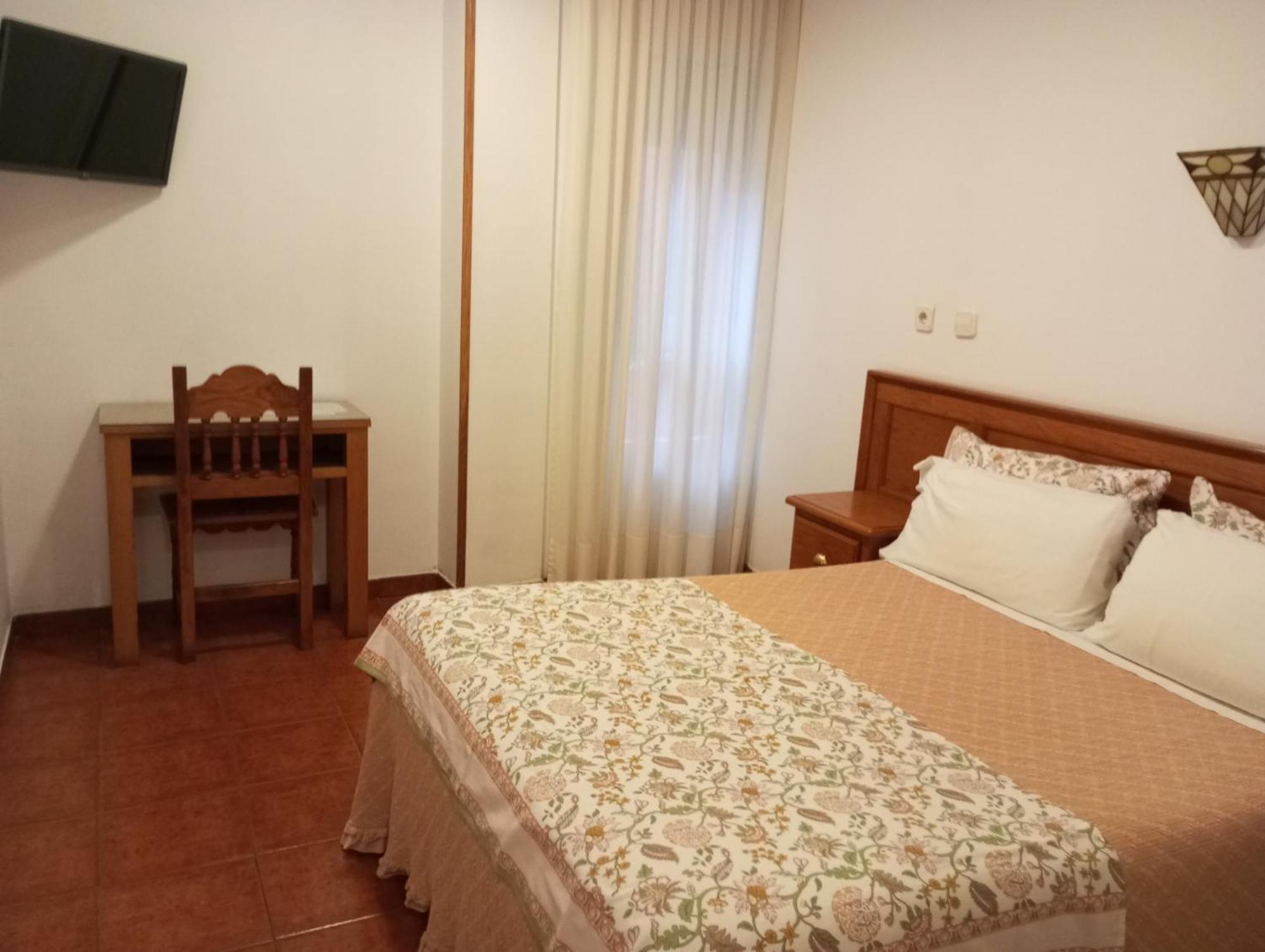 Single Room,1527025819:JPEG