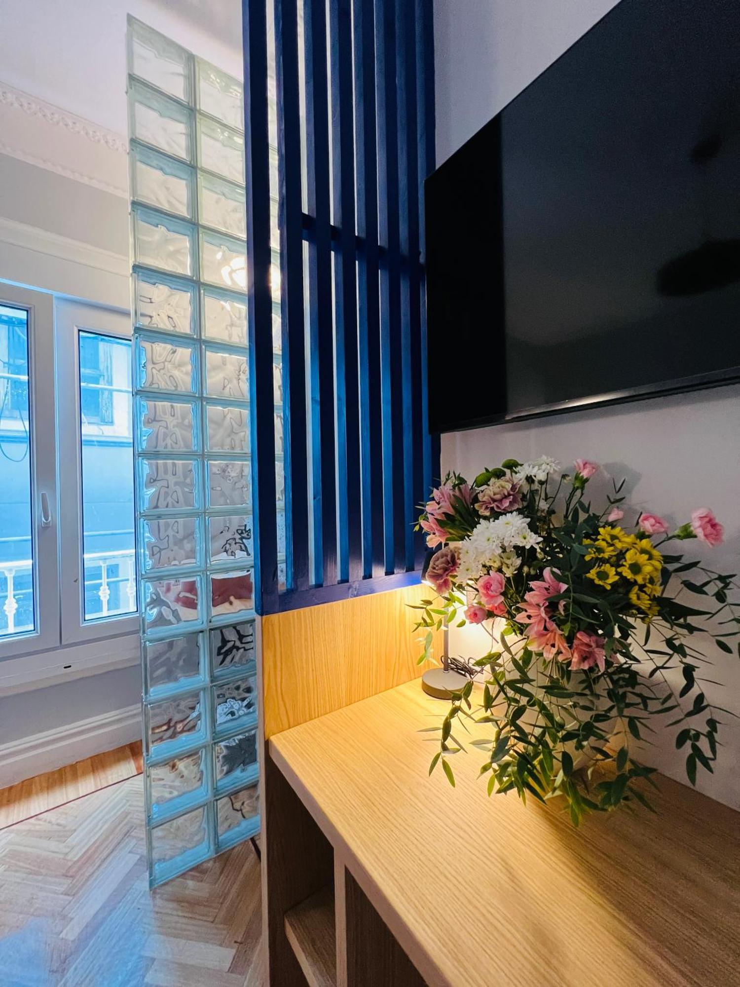 Twin Room with Shared Bathroom,1615847961:JPEG